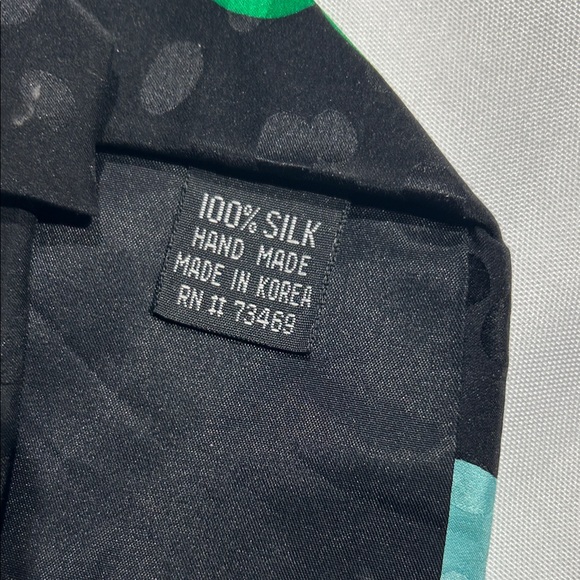 1993 100% Silk, Rocky & Bullwinkle and friends Green Cartoon Tie - Picture 6 of 6